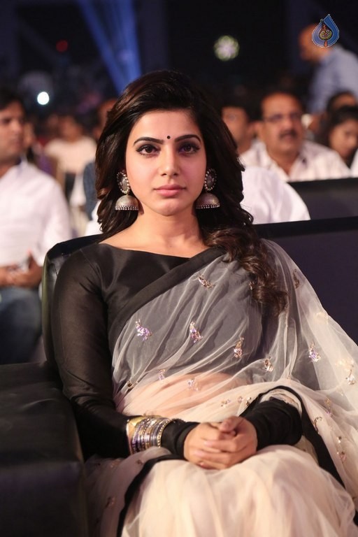 Samantha at Brahmotsavam Audio Launch - 2 / 50 photos