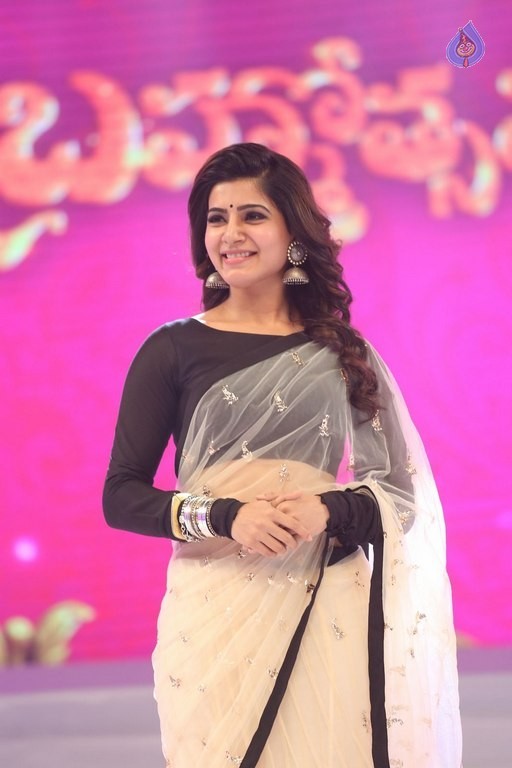 Samantha at Brahmotsavam Audio Launch - 31 / 50 photos