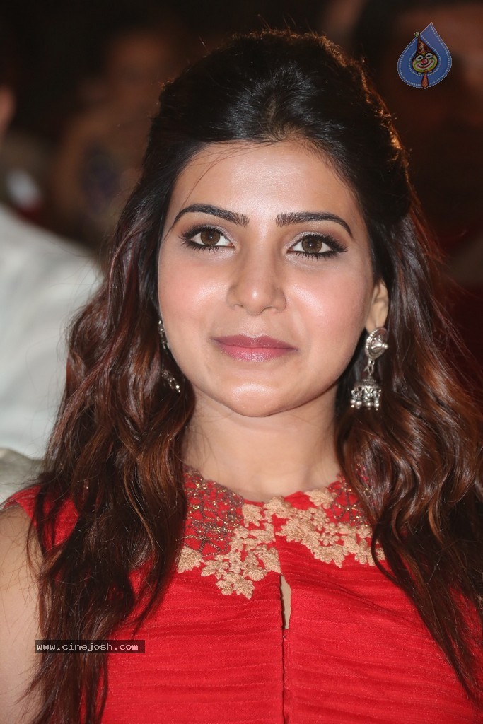 Samantha at Lovers Audio Launch - 98 / 128 photos