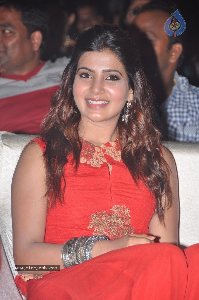 Samantha at Lovers Audio Launch - 128 / 128 photos
