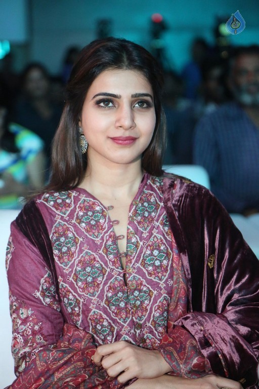 Samantha at Remo Audio Launch - 24 / 54 photos