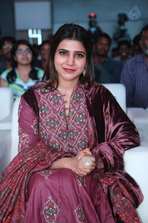 Samantha at Remo Audio Launch - 51 / 54 photos