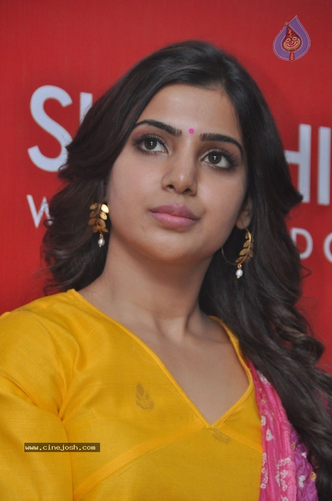 Samantha at Sunshine Centre Launch - 37 / 133 photos