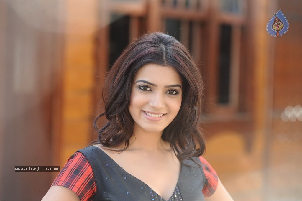 Samantha Gallery - 12 / 95 photos