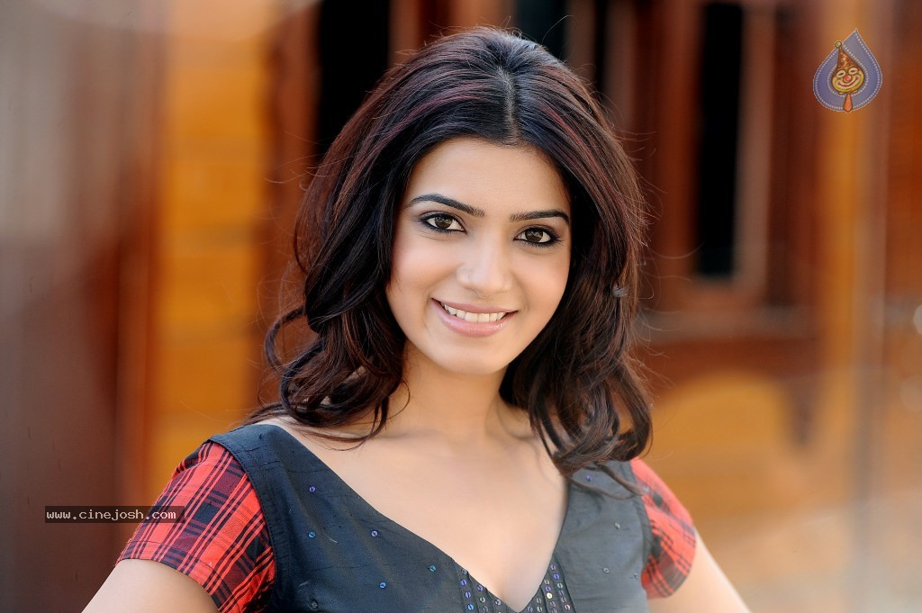 Samantha Hot Photo Gallery - 12 / 145 photos