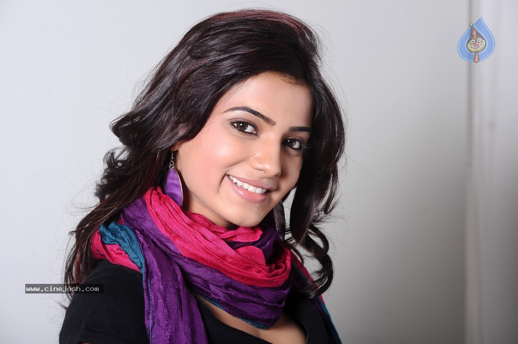 Samantha Hot Photo Gallery - 42 / 145 photos
