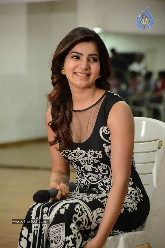 Samantha Interview Stills - 204 / 352 photos