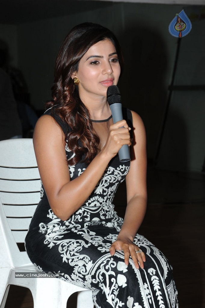 Samantha Interview Stills - 317 / 352 photos