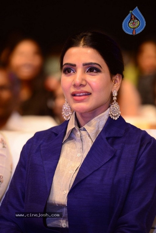 Samantha Latest Stills - 7 / 15 photos