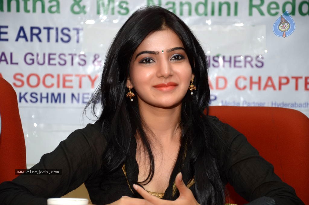 Samantha Latest Stills - 78 / 85 photos