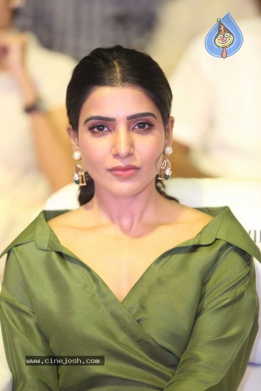 Samantha New Gallery - 8 / 14 photos