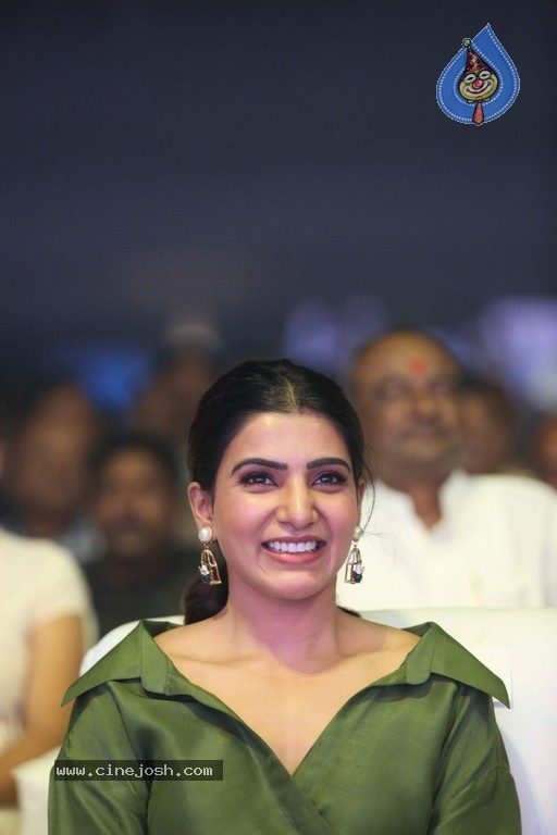 Samantha New Gallery - 9 / 14 photos