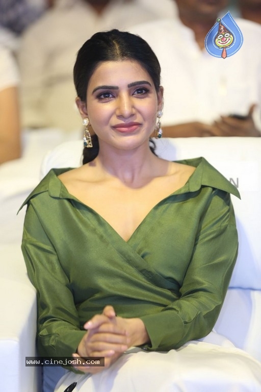 Samantha New Gallery - 11 / 14 photos