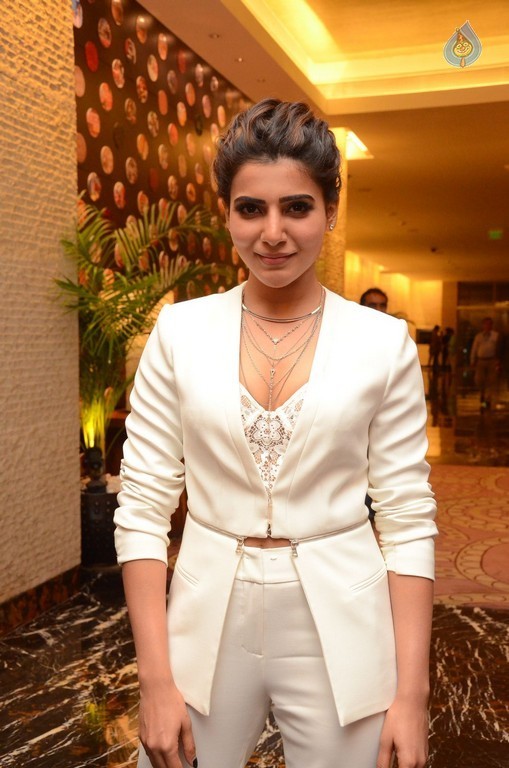 Samantha New Photos - 7 / 55 photos