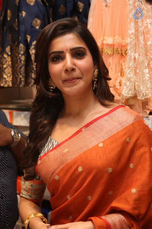 Samantha Pics - 17 / 35 photos