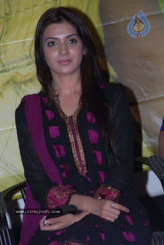 Samantha Stills In Kurralloy Kurrallu Movie - 37 / 44 photos