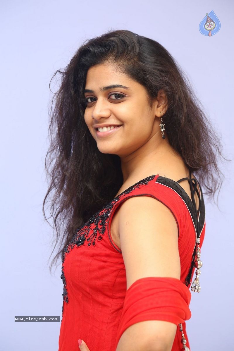 Samatha Photos - 50 / 56 photos