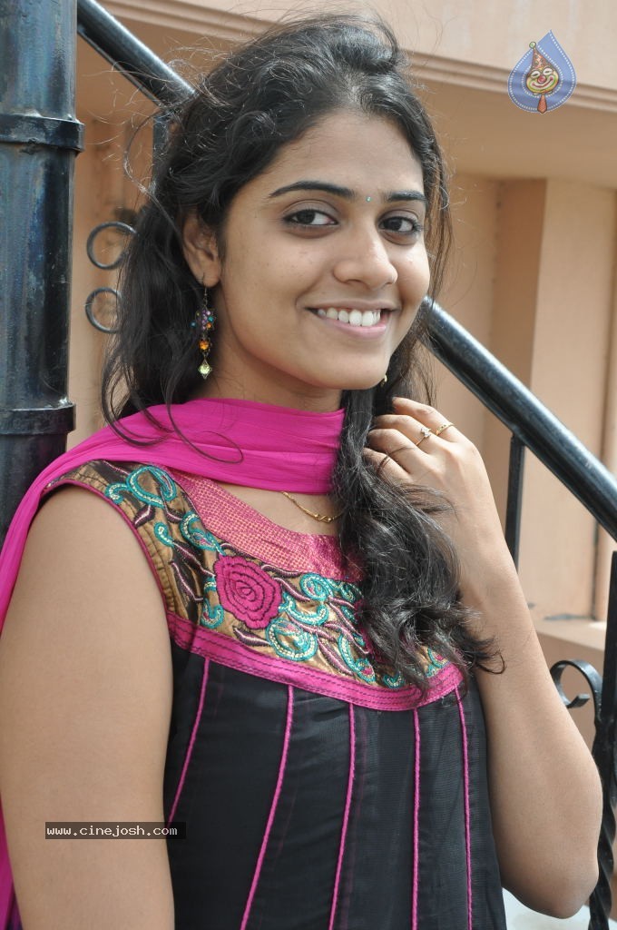 Samatha New Photos - 25 / 87 photos