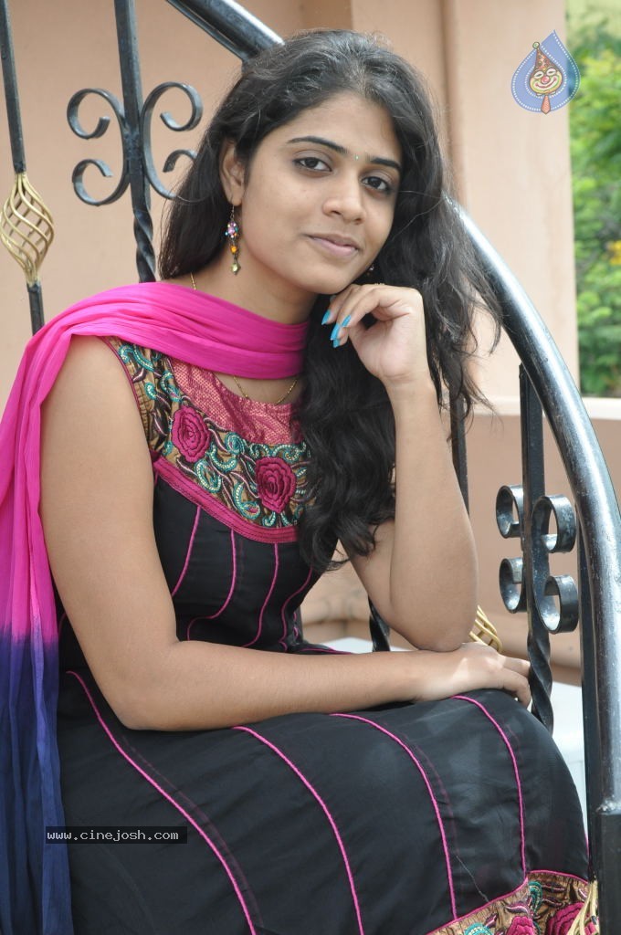 Samatha New Photos - 39 / 87 photos