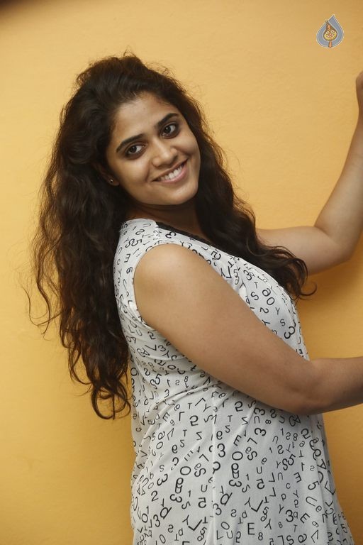 Samatha New Photos - 1 / 33 photos