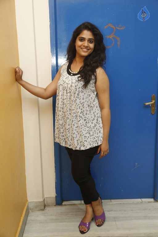 Samatha New Photos - 5 / 33 photos