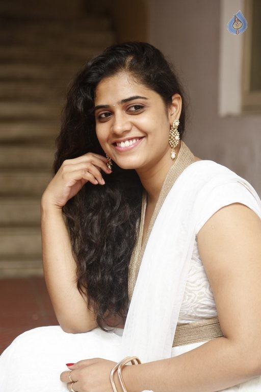 Samatha New Pics - 29 / 42 photos