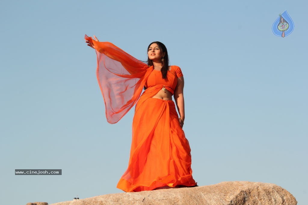 Samvritha Sunil Hot Stills - 35 / 95 photos