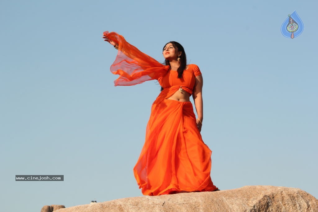 Samvritha Sunil Hot Stills - 86 / 95 photos