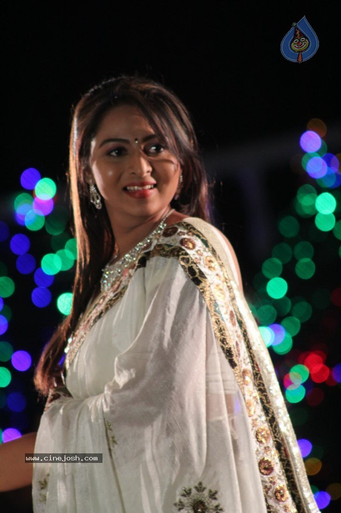 Samvritha Sunil New Stills - 8 / 78 photos