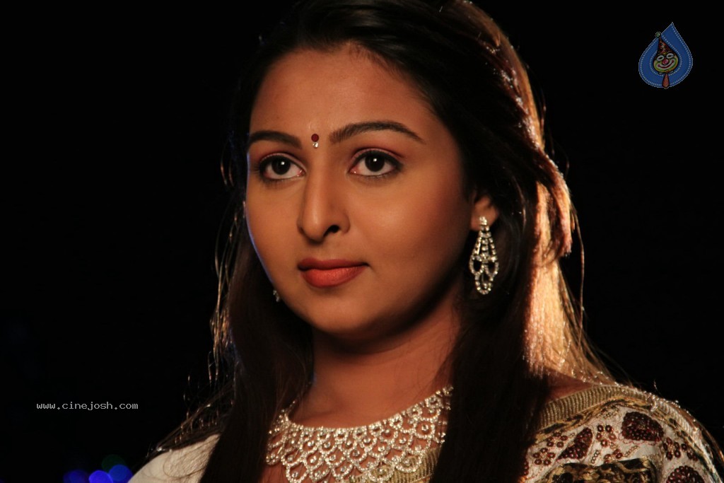 Samvritha Sunil New Stills - 13 / 78 photos