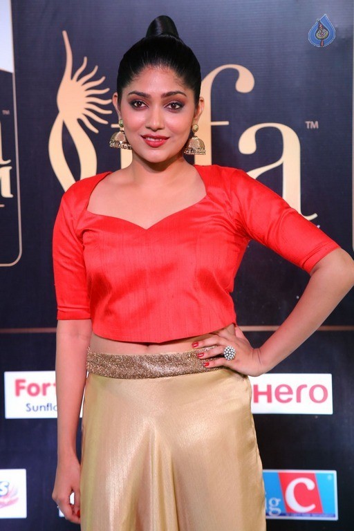 Samyukta Hamod at IIFA Utsavam 2017 - 24 / 32 photos