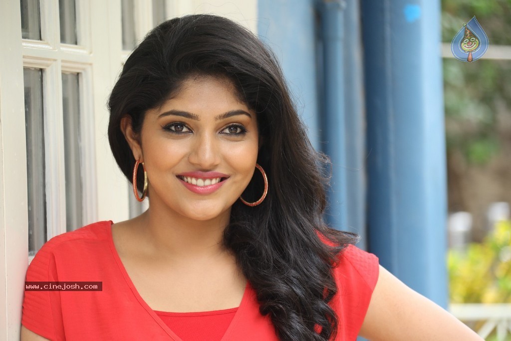 Samyuktha New Photos - 94 / 98 photos