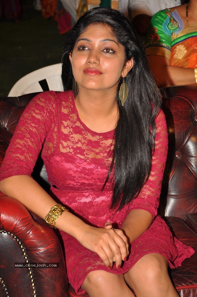 Samyuktha Stills - 18 / 50 photos