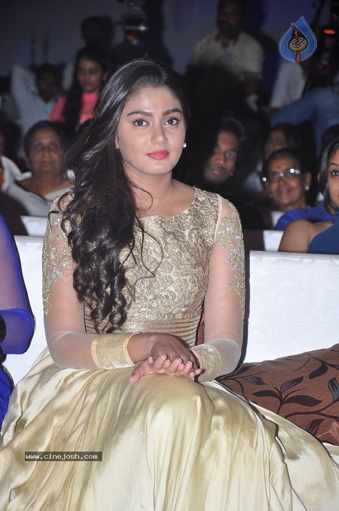 Sana New Photos - 12 / 107 photos