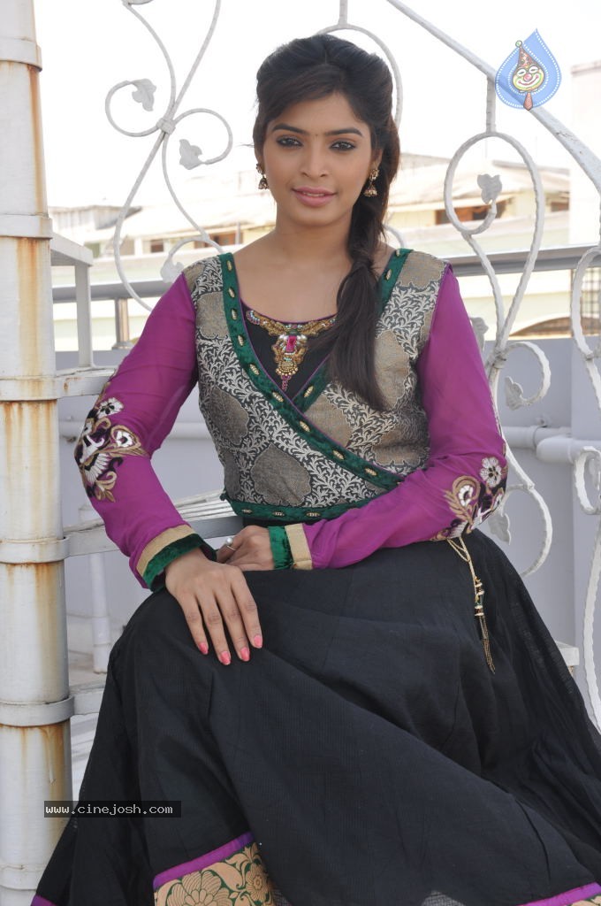 Sanchita Shetty New Stills - 20 / 70 photos