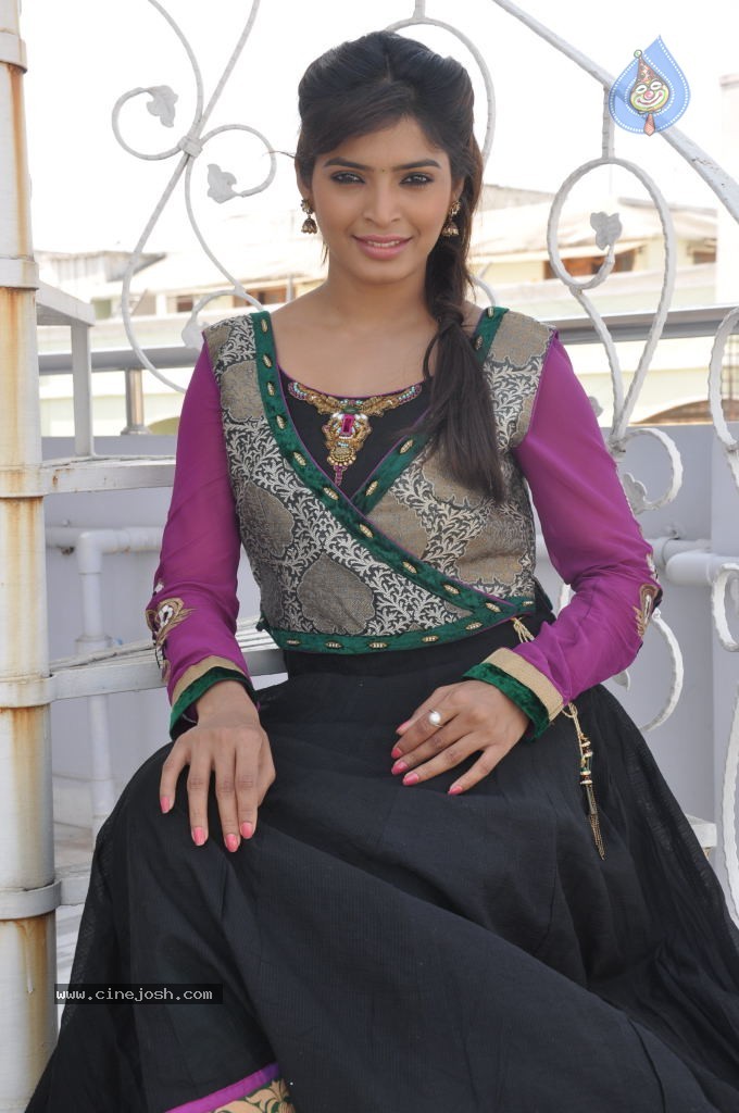 Sanchita Shetty New Stills - 46 / 70 photos