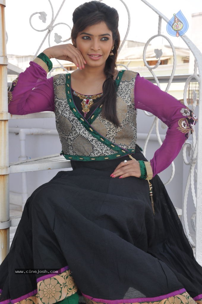 Sanchita Shetty New Stills - 65 / 70 photos