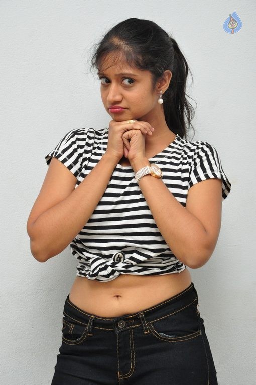Sandeepthi Latest Pics - 20 / 39 photos