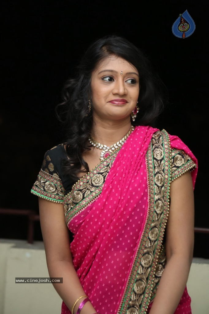 Sandeepthi Latest Stills - 20 / 72 photos