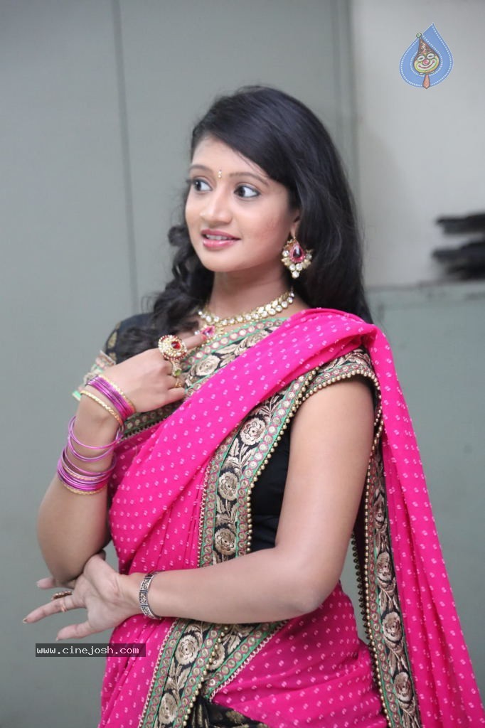 Sandeepthi Latest Stills - 22 / 72 photos