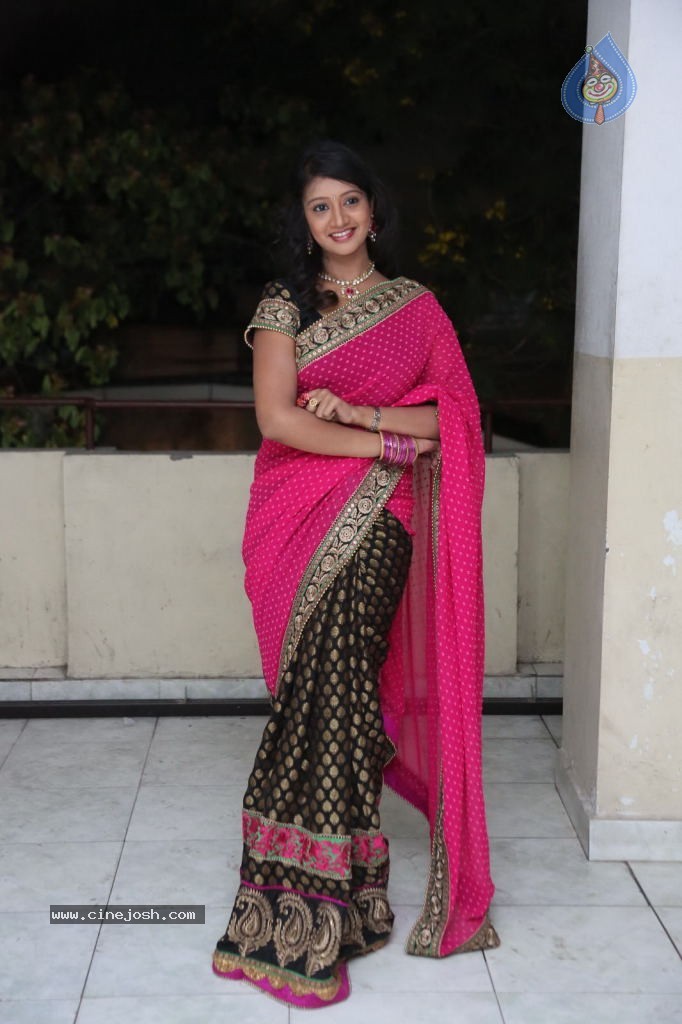 Sandeepthi Latest Stills - 31 / 72 photos