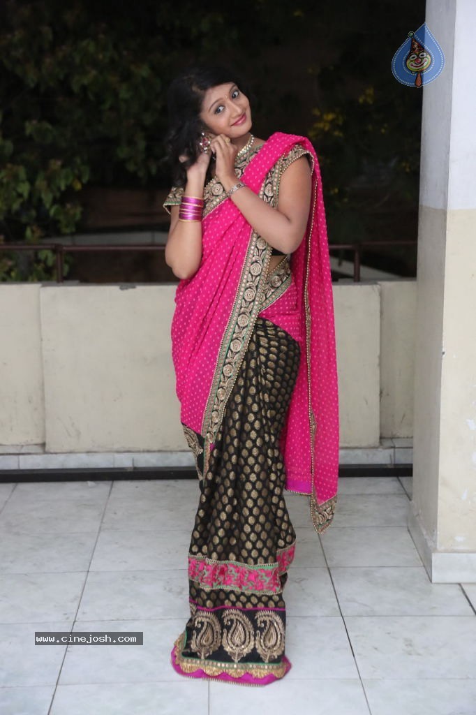 Sandeepthi Latest Stills - 37 / 72 photos