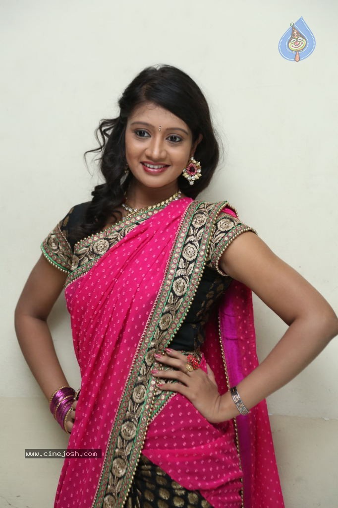 Sandeepthi Latest Stills - 50 / 72 photos