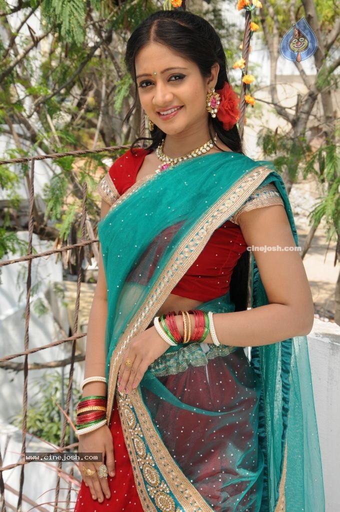 Sandeepthi New Photos - 4 / 19 photos