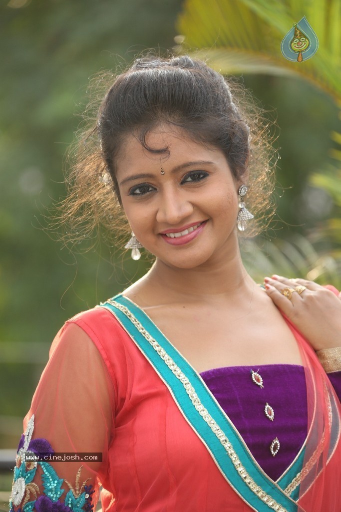 Sandeepthi New Pics - 8 / 95 photos