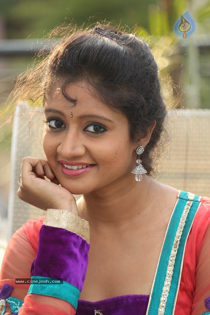 Sandeepthi New Pics - 14 / 95 photos