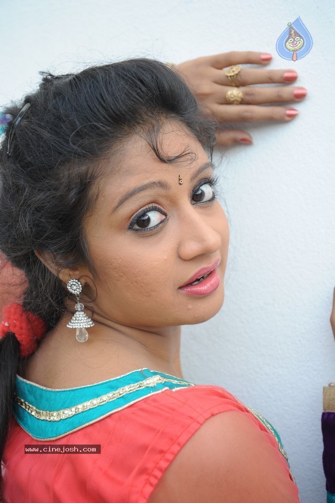 Sandeepthi New Pics - 40 / 95 photos