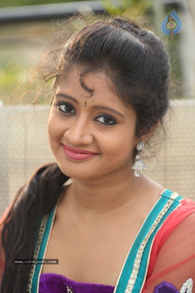 Sandeepthi New Pics - 65 / 95 photos