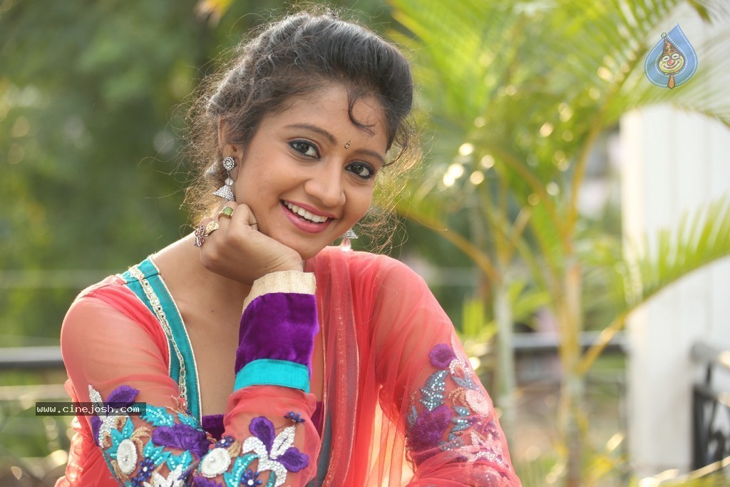 Sandeepthi New Pics - 88 / 95 photos