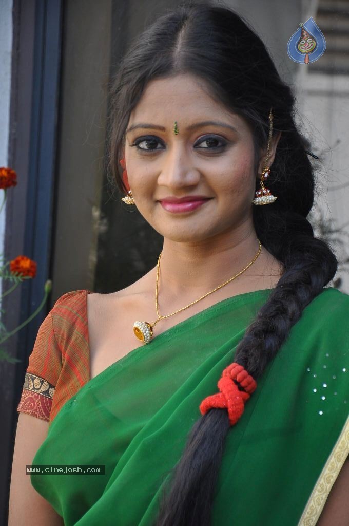 Sandeepti New Stills - 46 / 50 photos